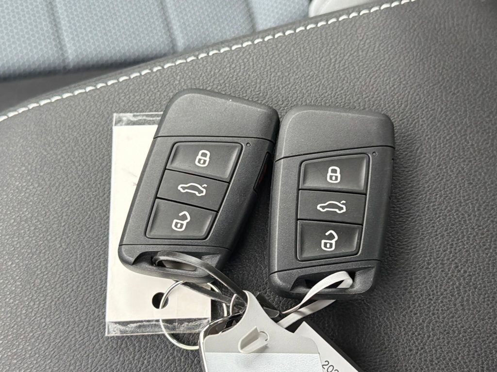 New 2026 Volkswagen Taos S image 26