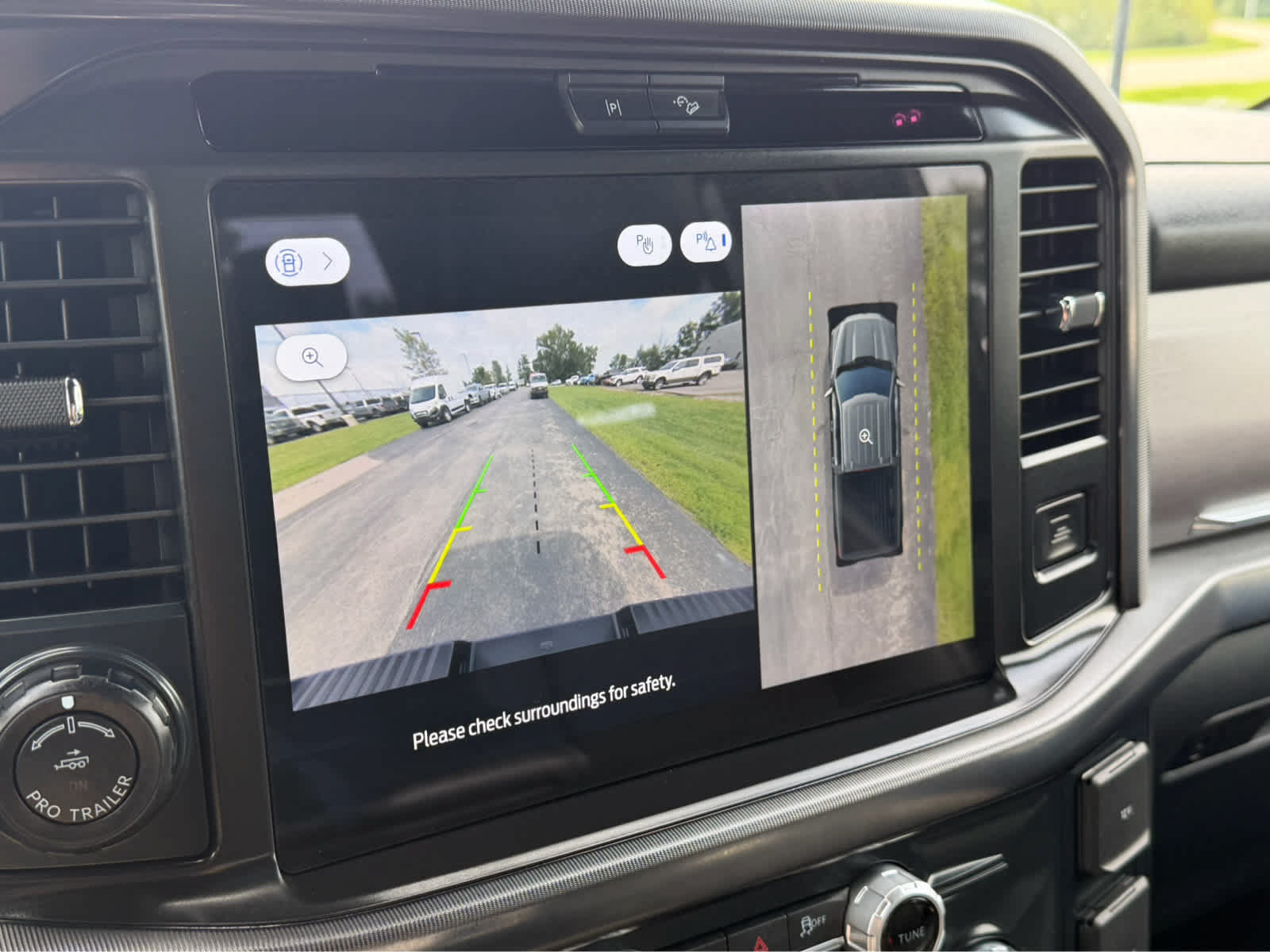 Used 2025 Ford F150 Platinum w/ Equipment Group 702A High AWD/4WD image 36