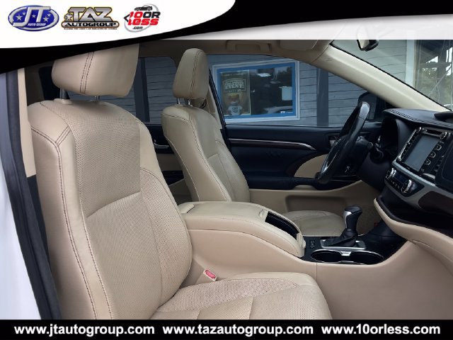 Used 2014 Toyota Highlander Limited Platinum AWD/4WD image 14