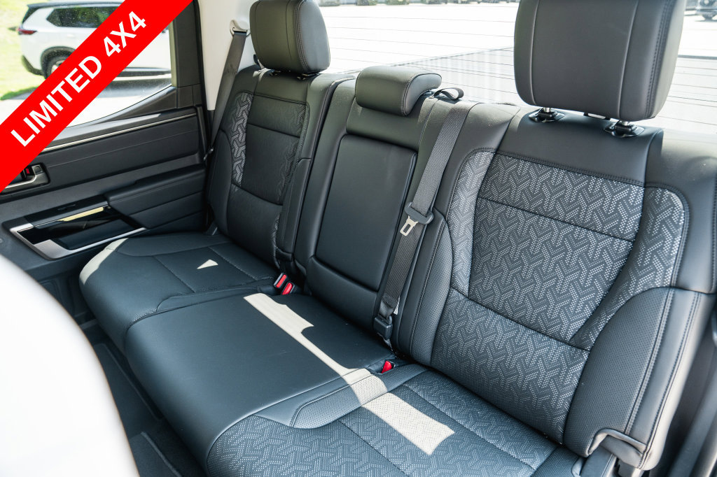 Used 2024 Toyota Tundra Limited AWD/4WD image 27