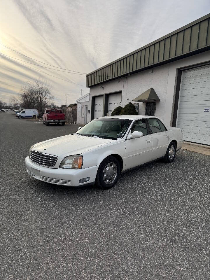 Used 2001 Cadillac De Ville w/ Comfort/Convenience Pkg FWD image 3
