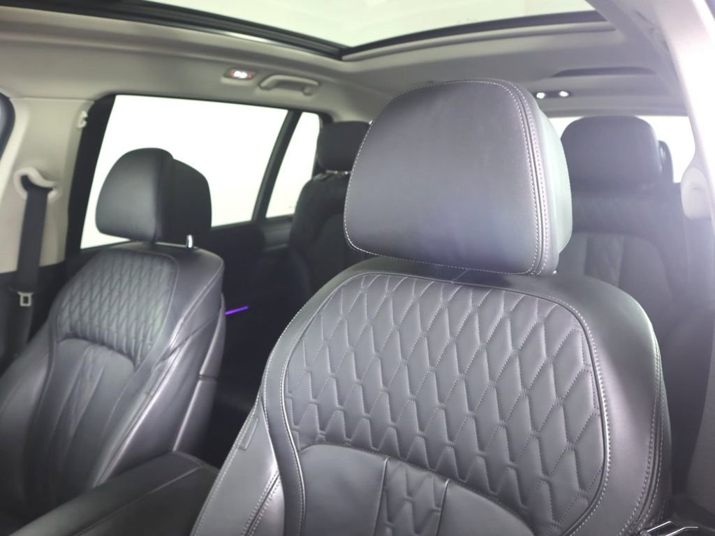Used 2023 BMW X7 xDrive40i w/ Premium Package AWD/4WD image 22