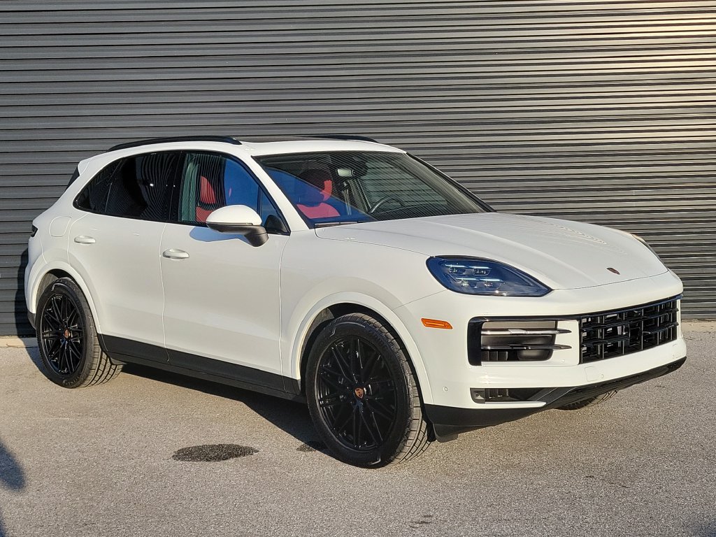 Certified 2026 Porsche Cayenne AWD/4WD image 9