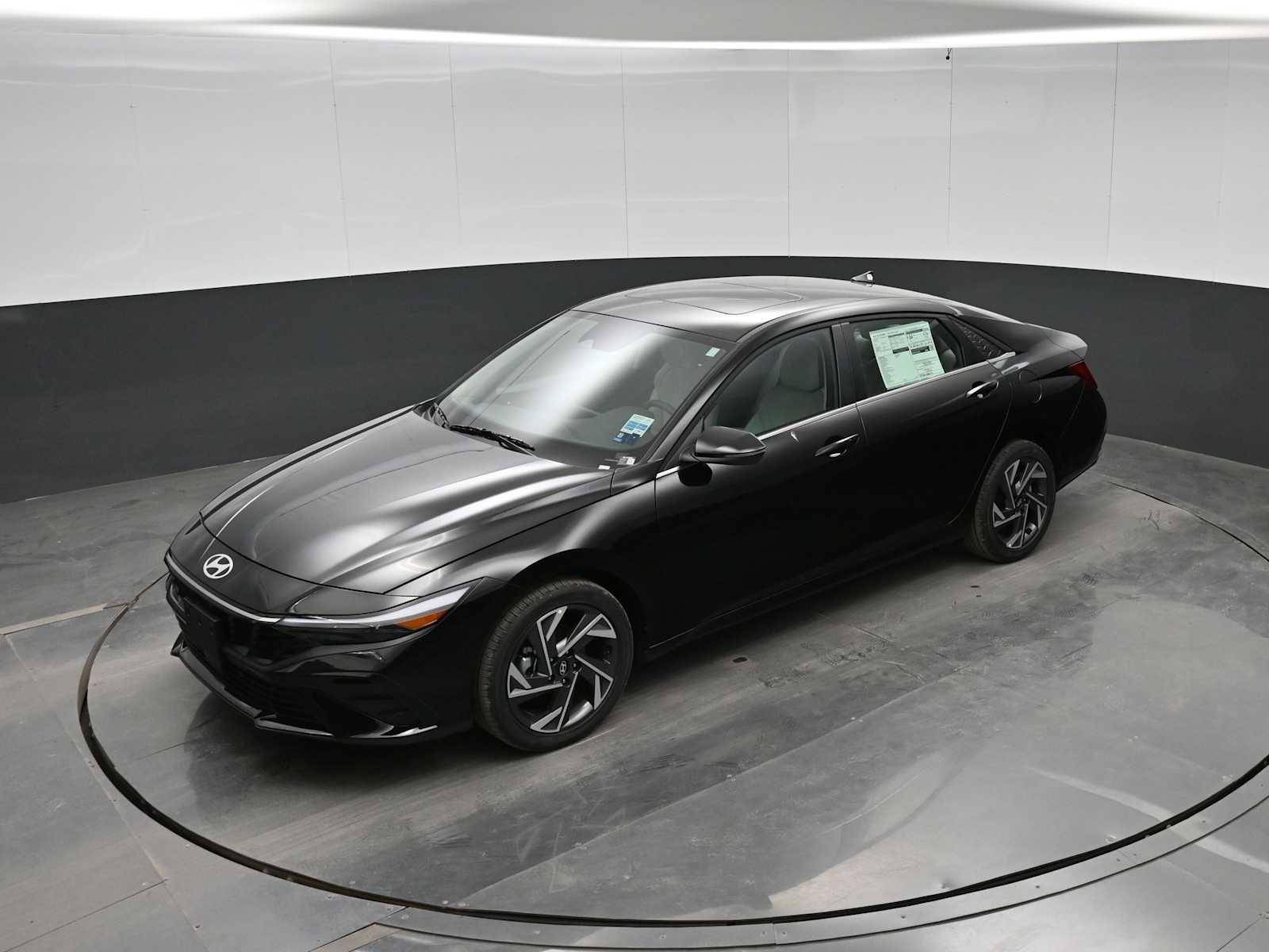 New 2026 Hyundai Elantra Limited FWD image 29