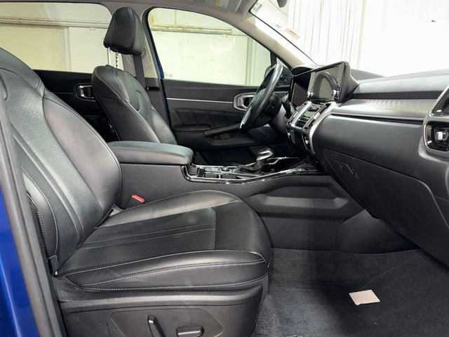 Used 2023 Kia Sorento SX AWD/4WD image 24