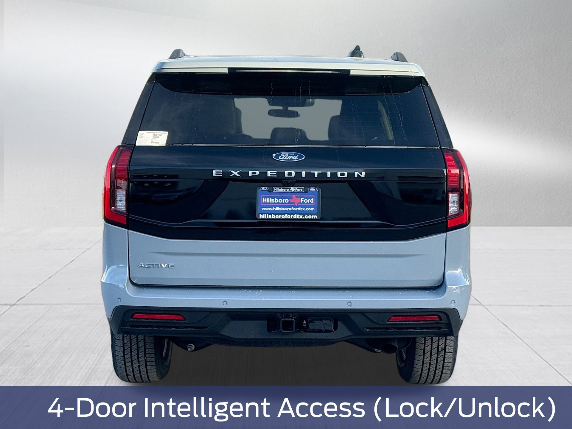 New 2025 Ford Expedition Active image 8