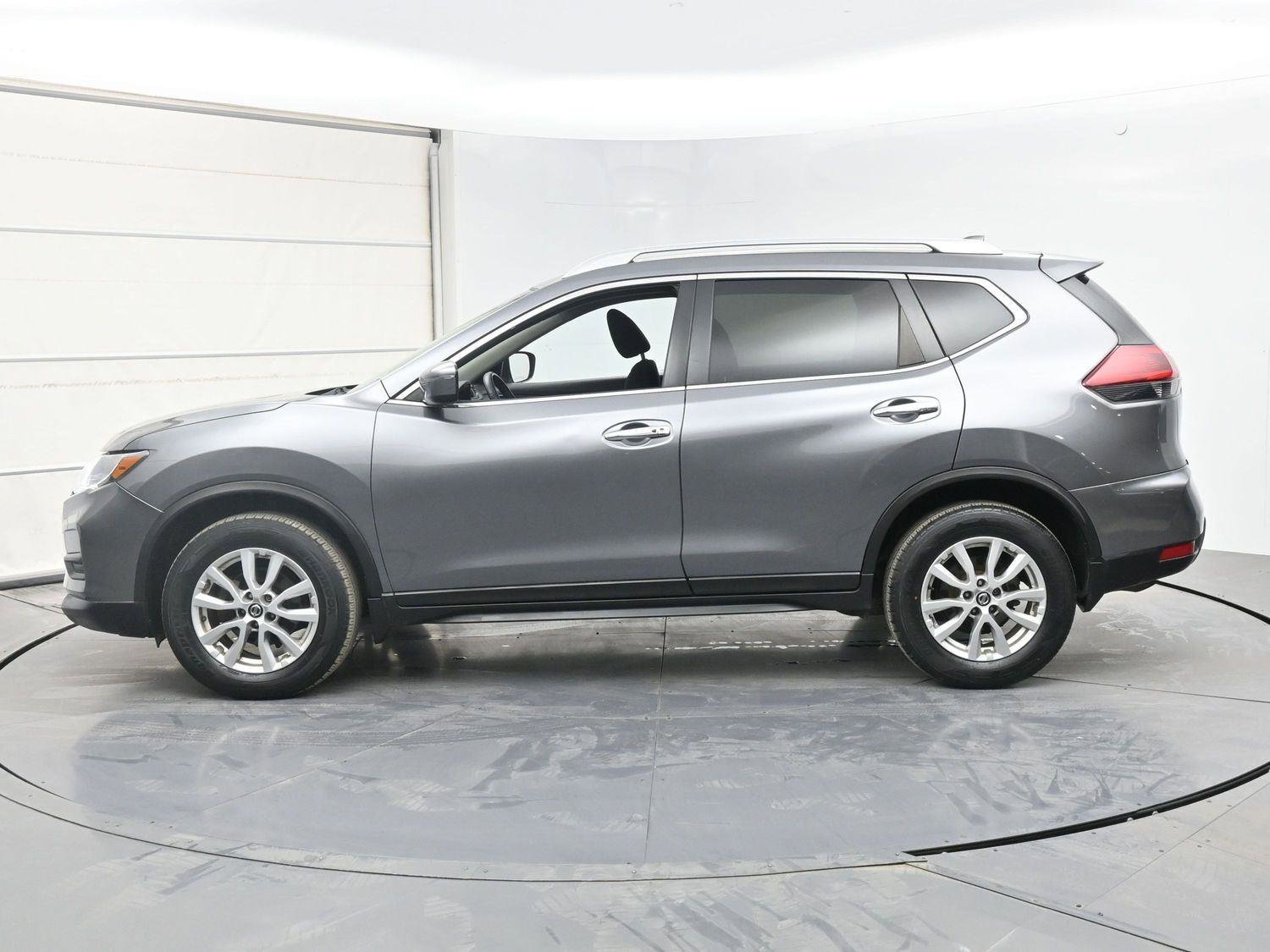 Used 2018 Nissan Rogue SV image 23