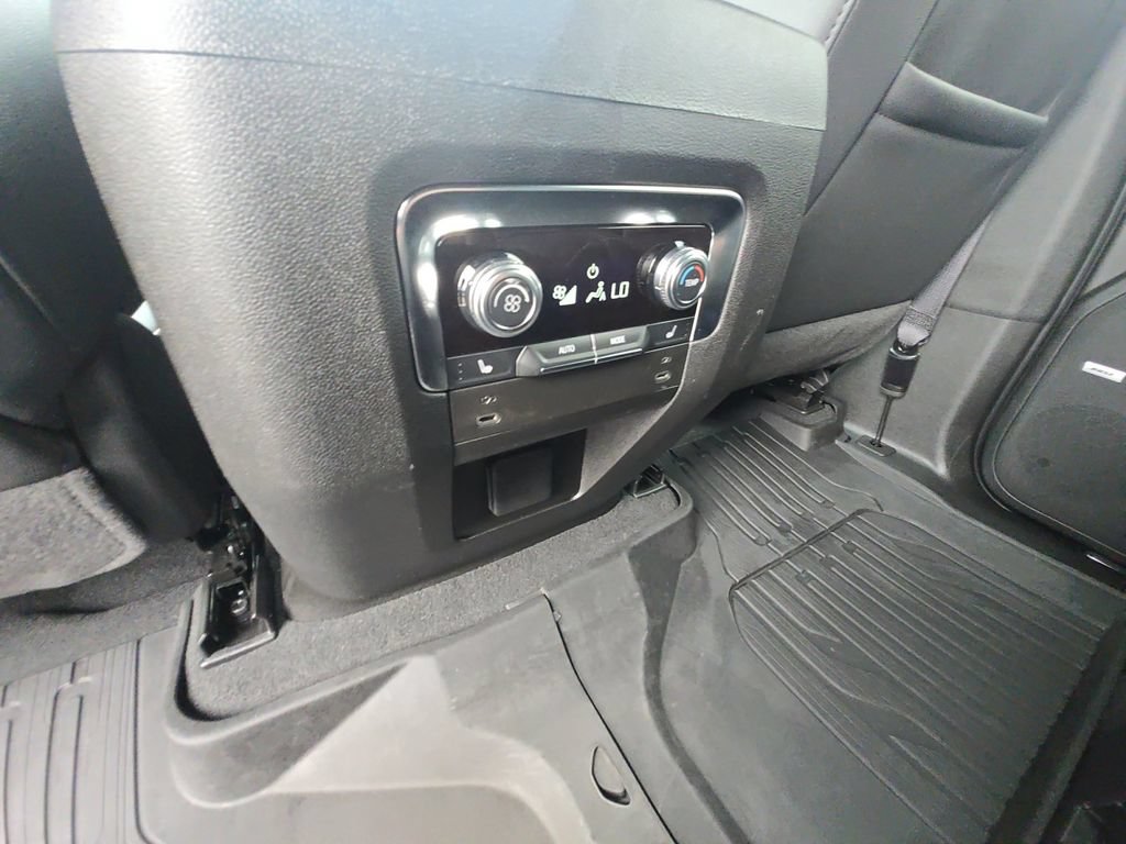 Certified 2026 GMC Yukon Elevation w/ LPO, Floor Liner Package AWD/4WD image 34