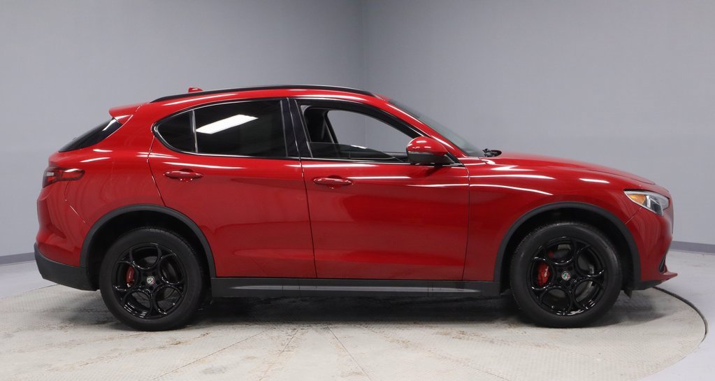 Used 2018 Alfa Romeo Stelvio Sport w/ Quick Order Package 22J Sport image 10