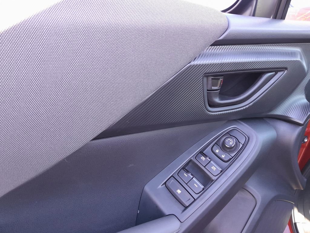 Certified 2025 Subaru Crosstrek 2.0i Premium image 12