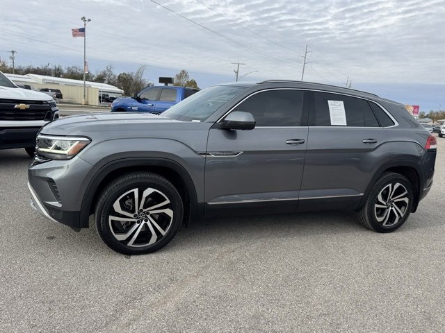 Used 2020 Volkswagen Atlas Cross Sport SEL Premium image 3