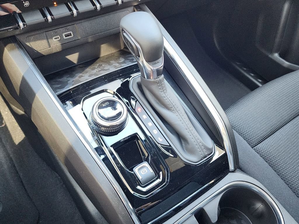 New 2026 GMC Canyon Elevation w/ Convenience Package image 30