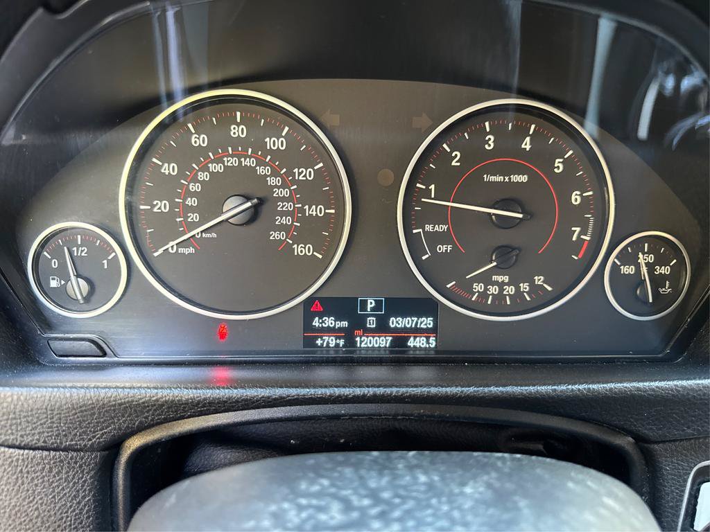 Used 2018 BMW 330i Sedan RWD image 16