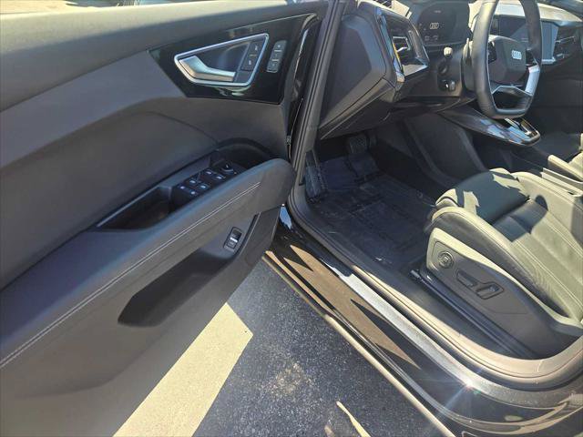 Used 2023 Audi Q4 e-tron Premium w/ Convenience Package AWD/4WD image 24