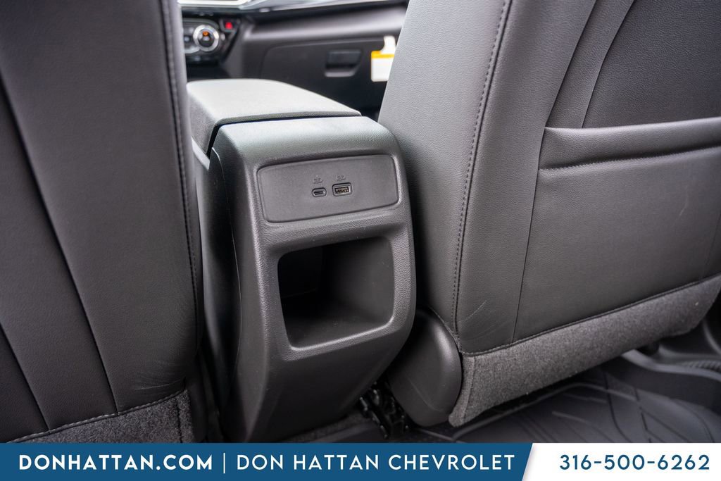 New 2026 Chevrolet Trax RS w/ Sunroof Package FWD image 24
