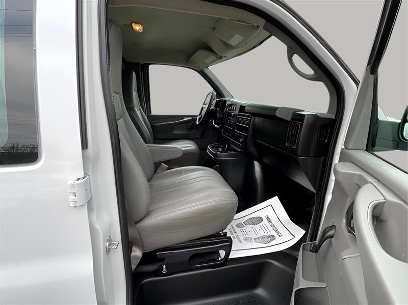 Used 2012 Chevrolet Express 2500 w/ Cold Climate Package image 21