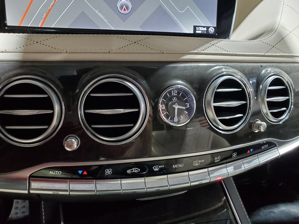 Used 2017 Mercedes-Benz S 550 4MATIC Sedan image 38