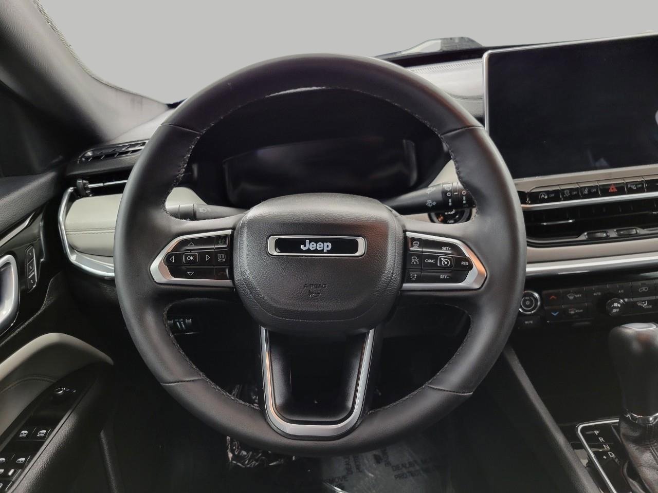 Used 2024 Jeep Compass Limited w/ Elite Group AWD/4WD image 33
