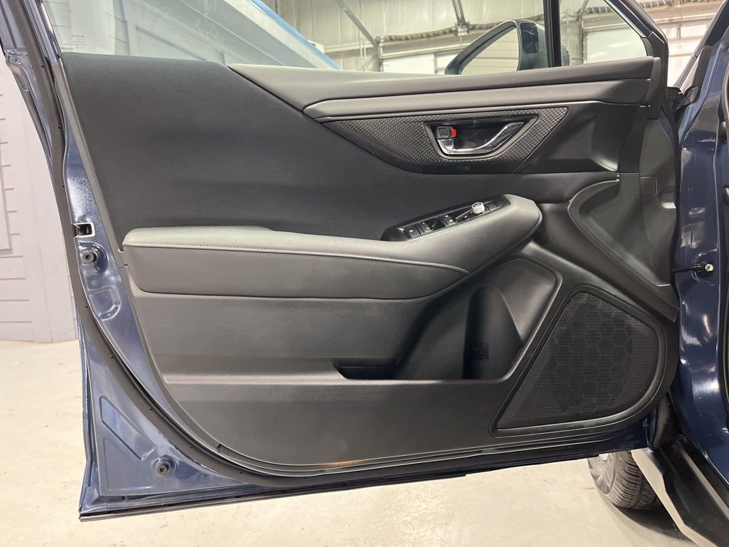 Certified 2025 Subaru Outback Premium image 11