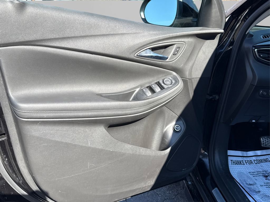 Used 2023 Buick Encore GX Select w/ Sport Touring Package image 23