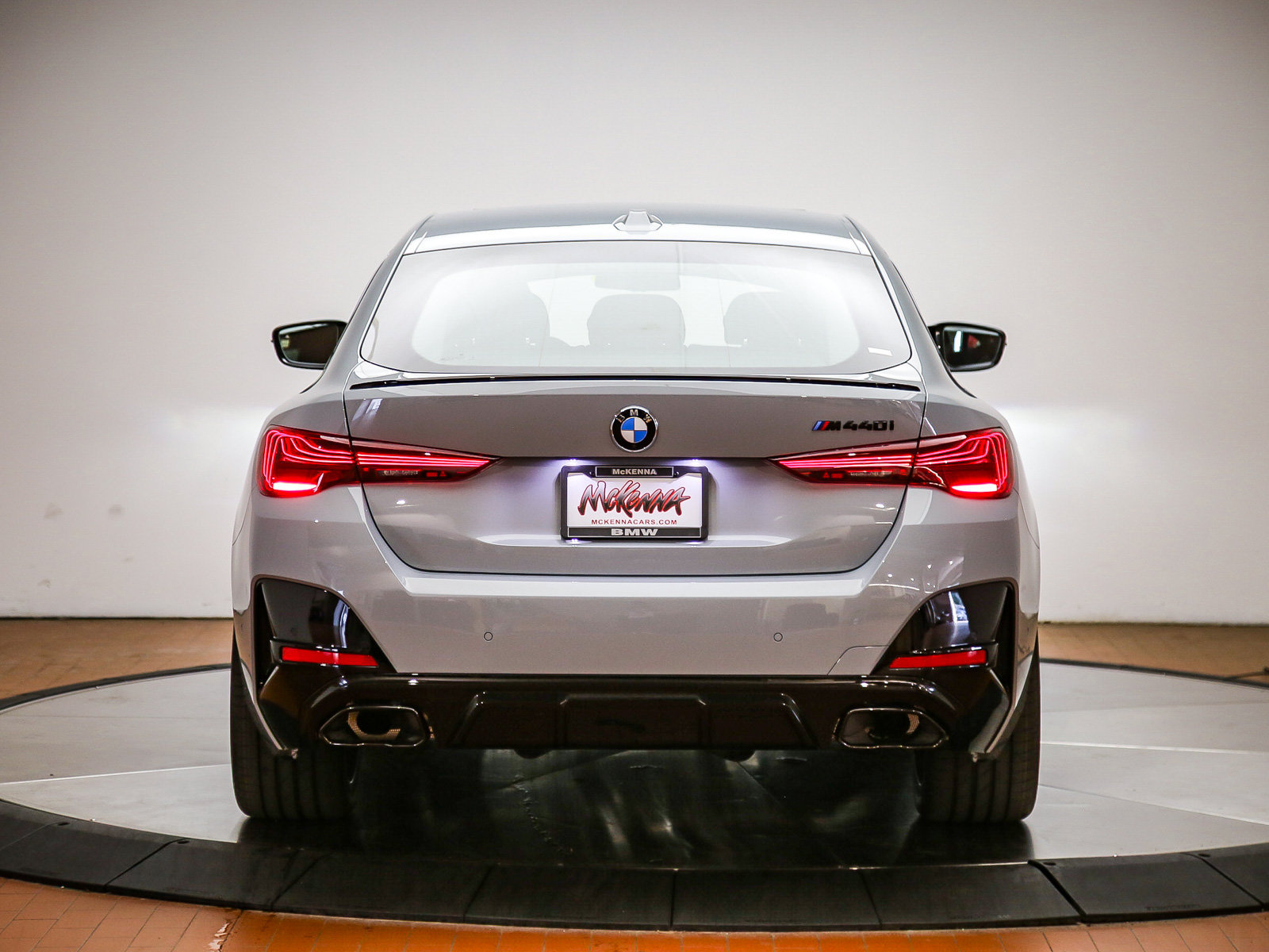 New 2026 BMW M440i w/ Premium Package RWD image 3