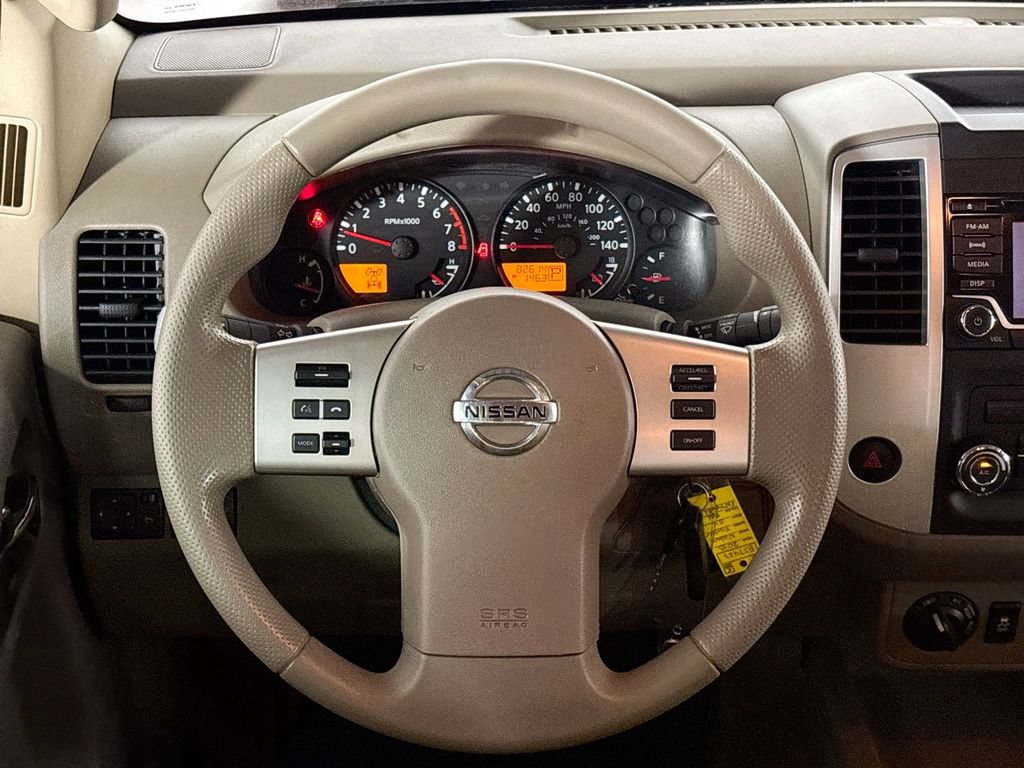 Used 2015 Nissan Frontier SV AWD/4WD image 13