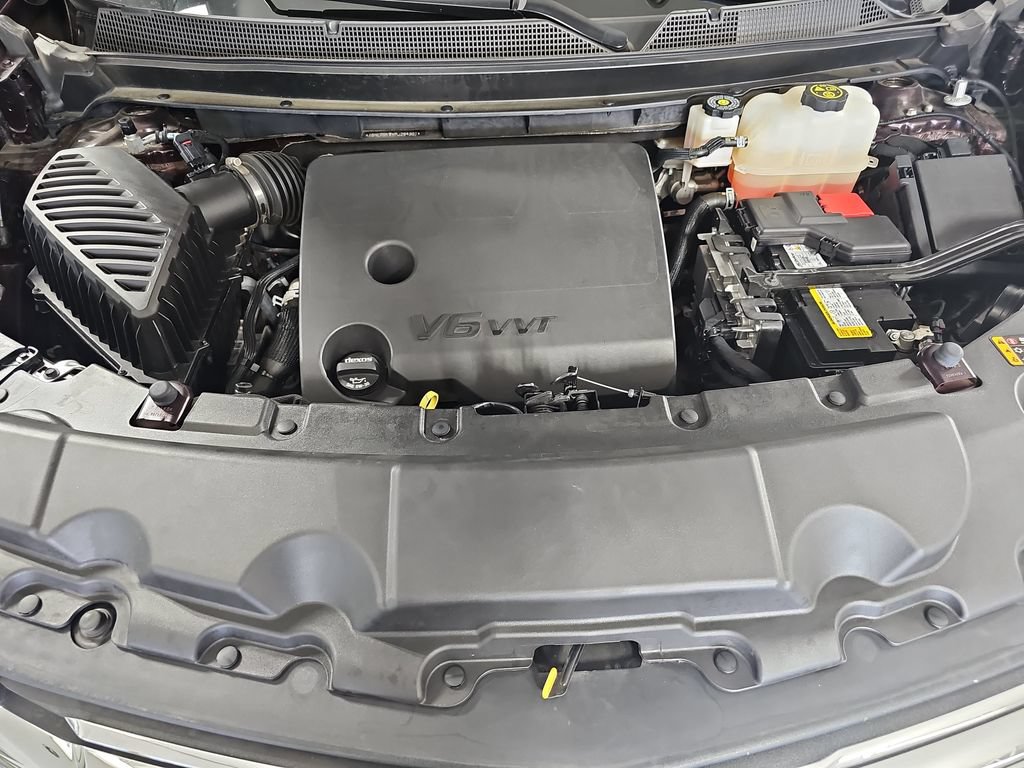 Certified 2023 Chevrolet Traverse LT FWD image 38