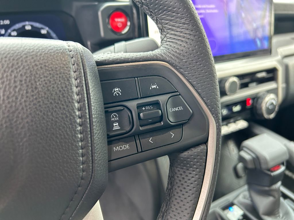 Used 2025 Toyota Tacoma TRD Off-Road image 18