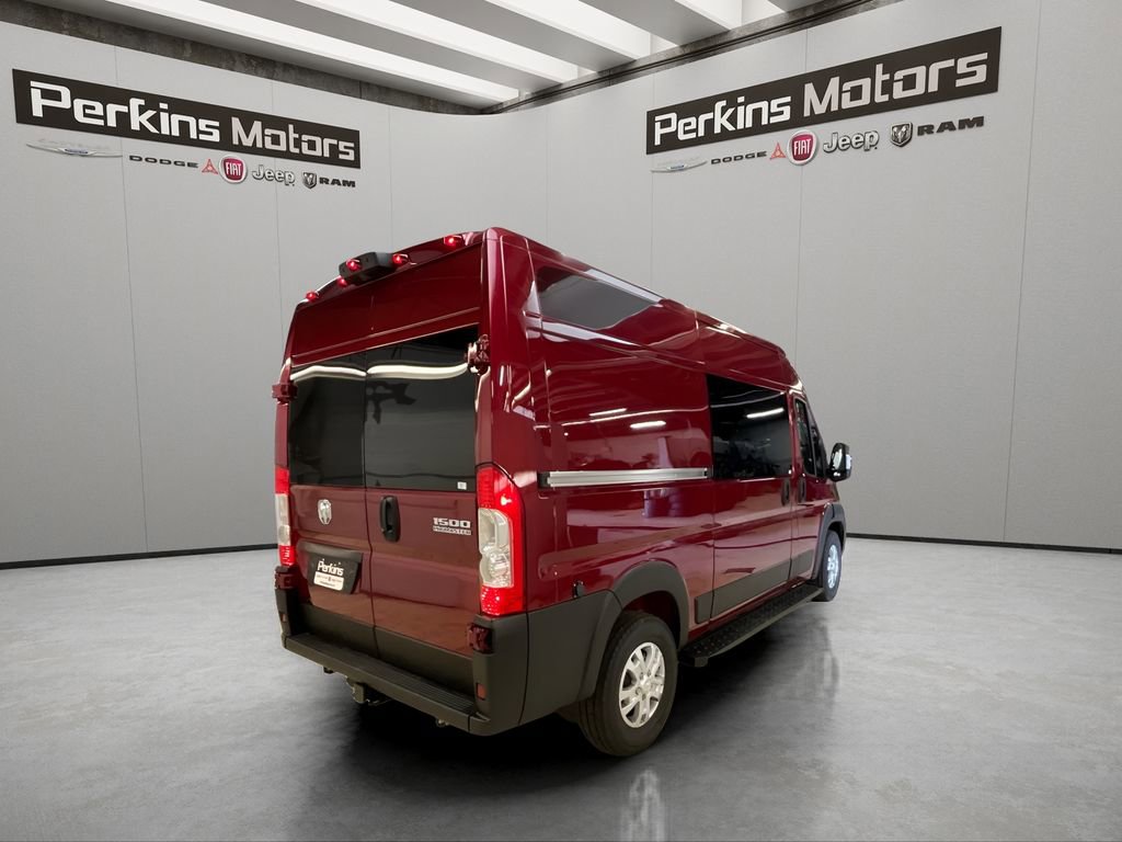 New 2025 RAM ProMaster 1500 w/ Quick Order Package 22G SLT image 4