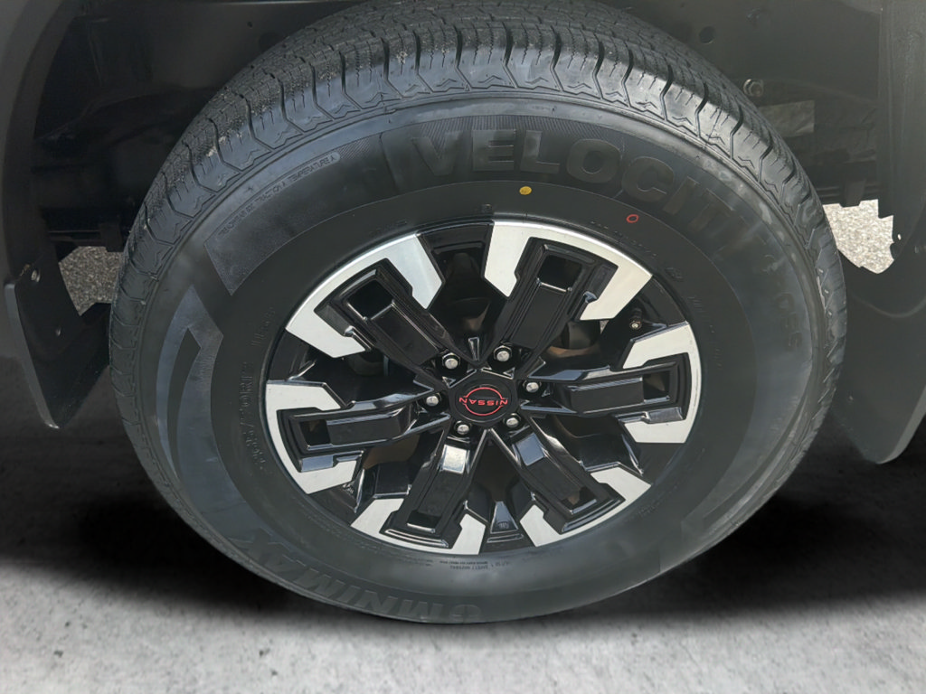 Certified 2022 Nissan Frontier PRO-4X w/ Technology Package AWD/4WD image 54