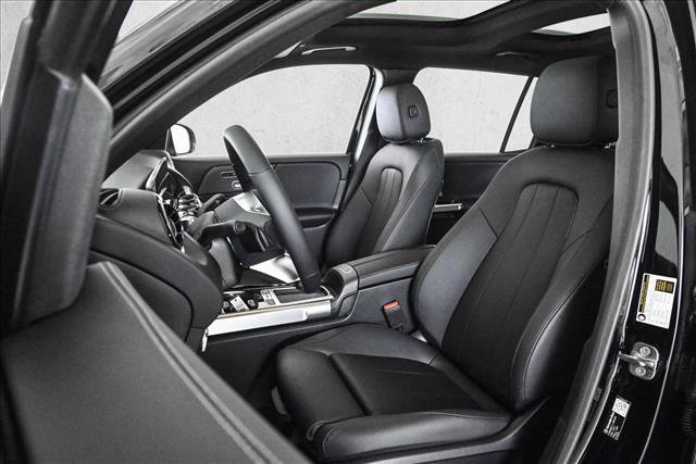 New 2026 Mercedes-Benz GLB 250 4MATIC image 18