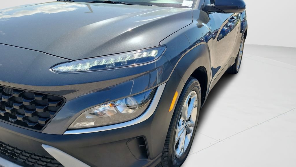 Used 2023 Hyundai Kona SEL image 9