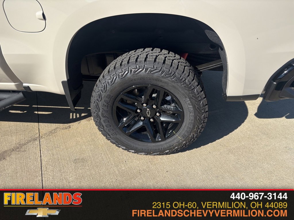 New 2026 Chevrolet Silverado 1500 Custom Trail Boss w/ LPO, Dark Essentials Package image 44