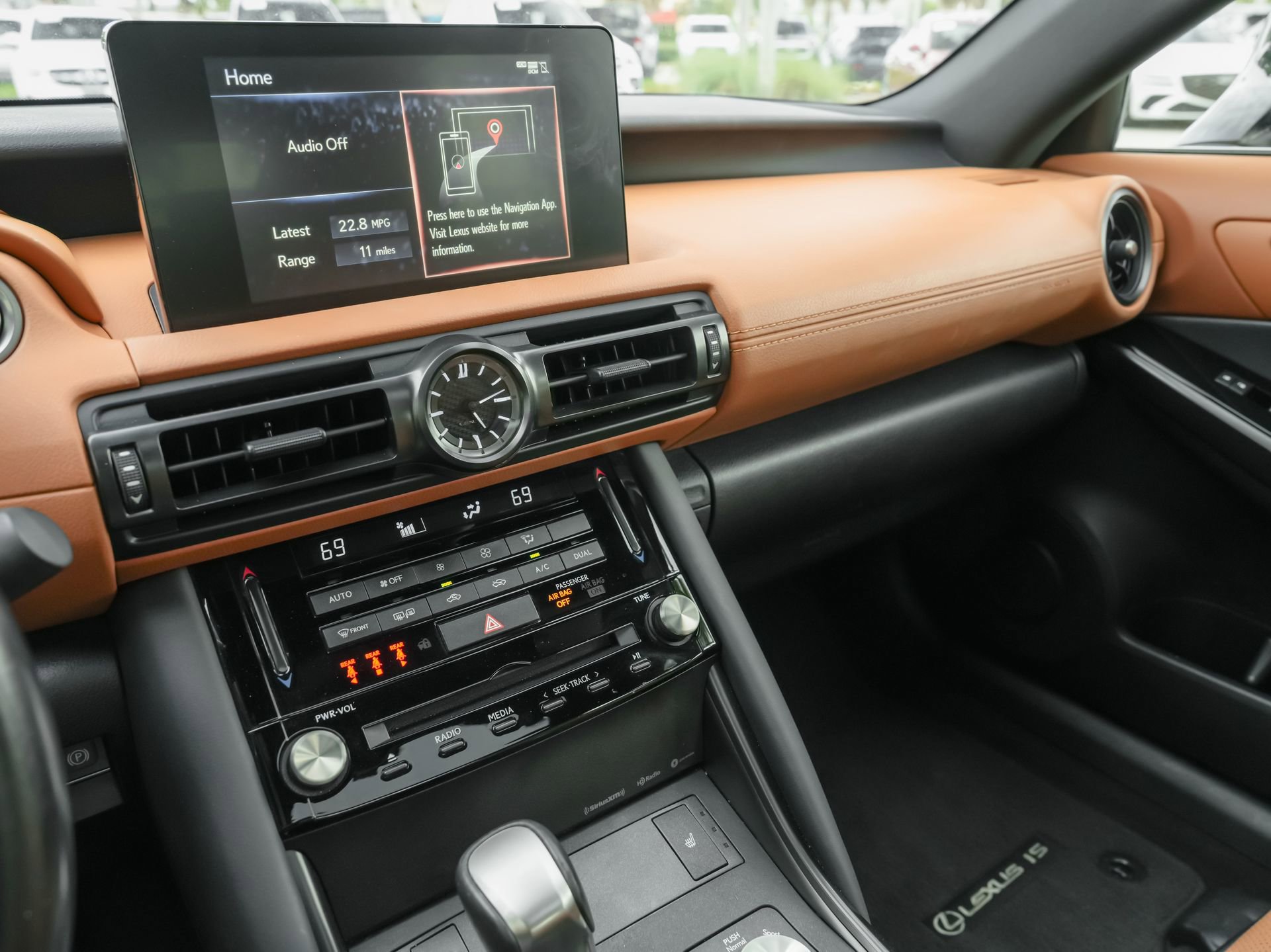 Used 2023 Lexus IS 350 F Sport w/ Accessory Package 2 RWD image 21
