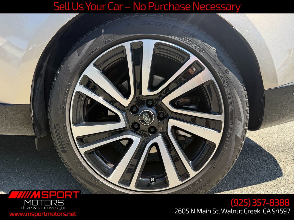 Used 2023 Land Rover Range Rover SE AWD/4WD image 7