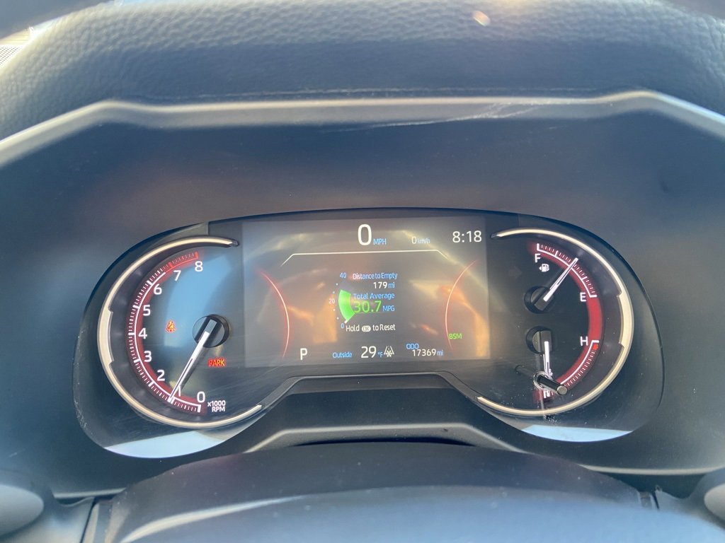 Used 2025 Toyota RAV4 XLE image 12