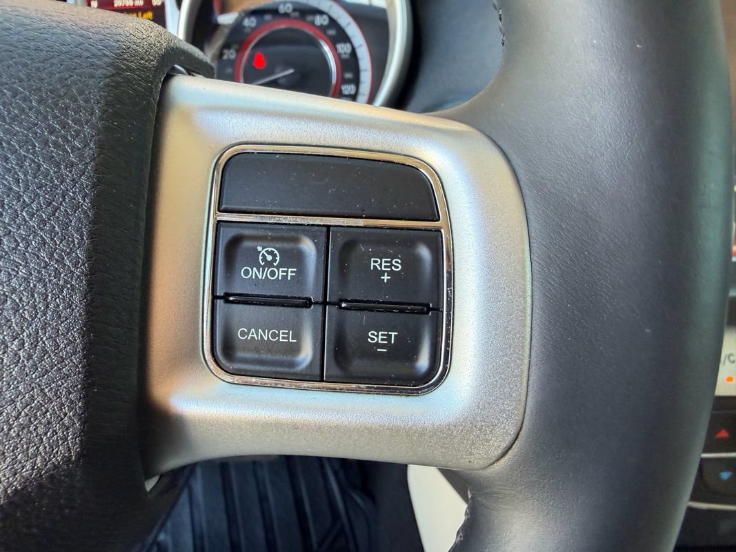 Used 2014 Dodge Journey Limited w/ Flexible Seating Group FWD image 35