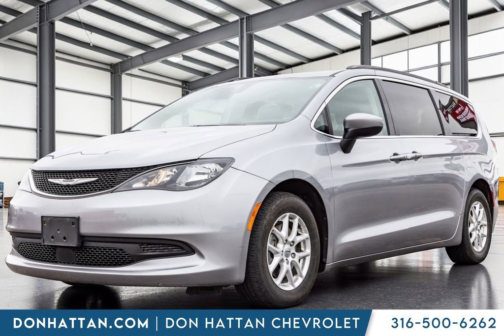 Used 2021 Chrysler Voyager Lxi FWD image 1