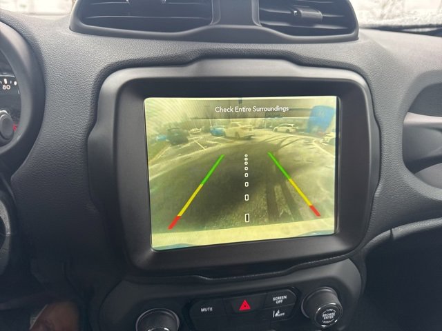 Used 2021 Jeep Renegade Latitude image 26