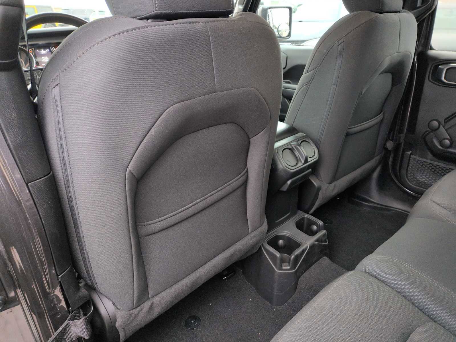 Used 2023 Jeep Wrangler Sport image 17