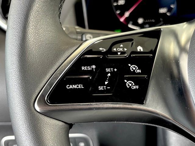 Used 2025 Mercedes-Benz GLA 250 image 16