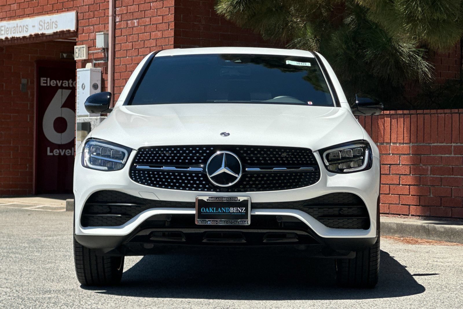 Certified 2023 Mercedes-Benz GLC 300 4MATIC Coupe image 10