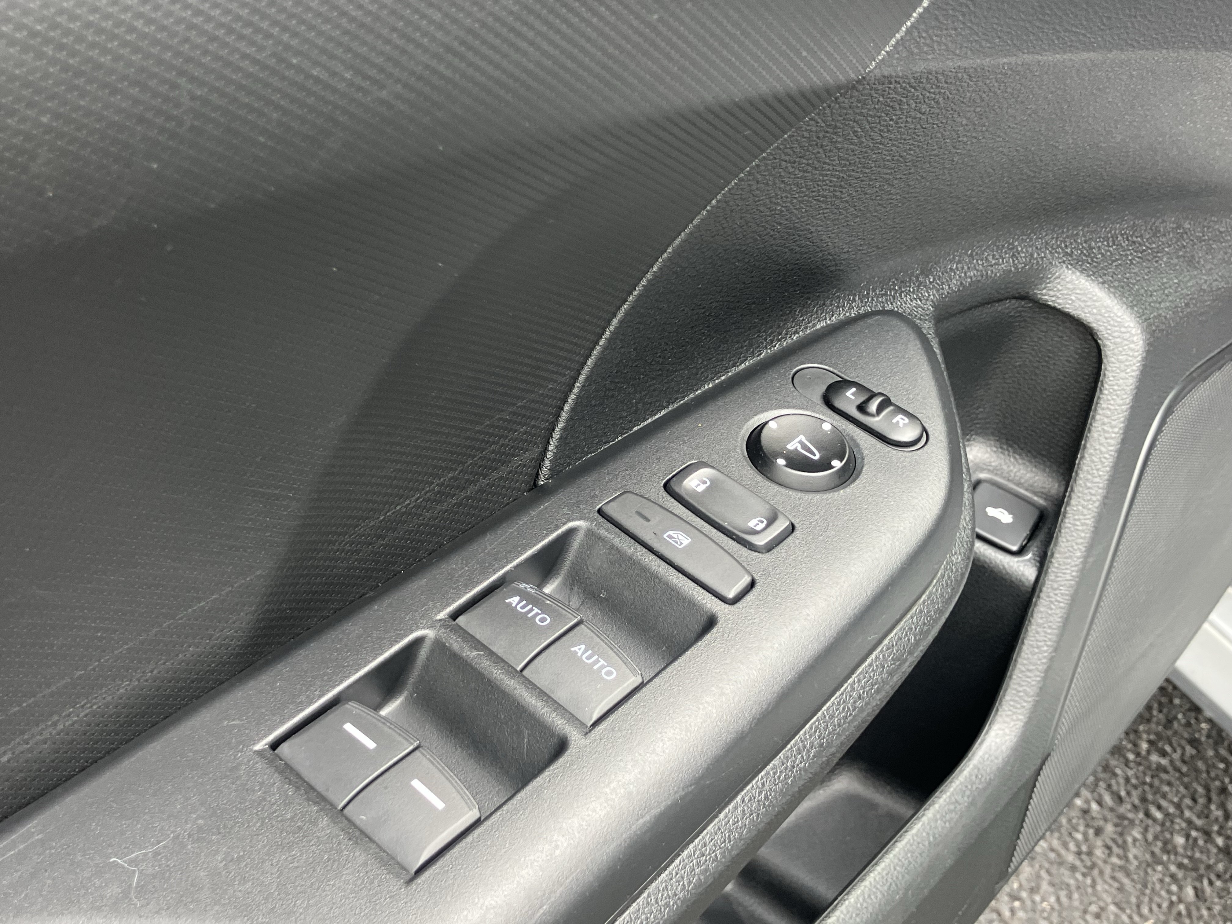 Used 2020 Honda Civic Sport image 15
