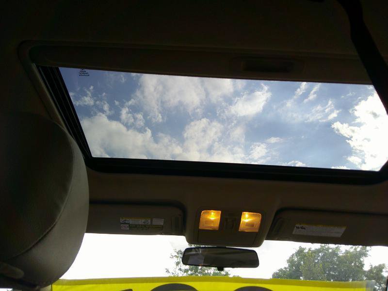 Used 2012 Toyota RAV4 Limited w/ Navigation Value Pkg FWD image 16