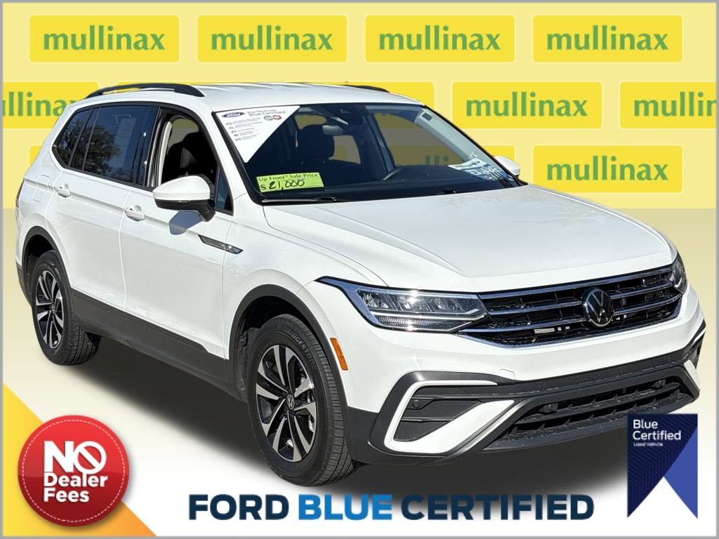 Used 2024 Volkswagen Tiguan S image 1