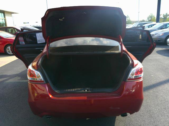 Used 2015 Nissan Altima 2.5 S w/ Power Driver Seat Package image 5