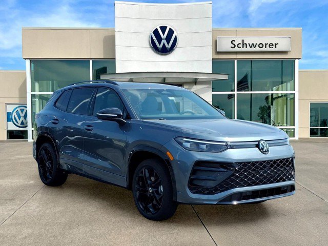 New 2026 Volkswagen Tiguan SE R-Line AWD/4WD image 4