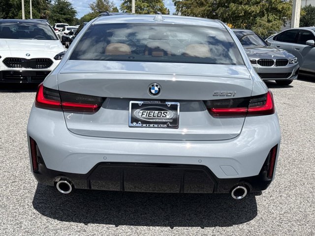 New 2026 BMW 330i Sedan w/ M Sport Package RWD image 4
