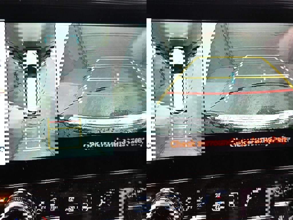 New 2026 Toyota Highlander Platinum image 29