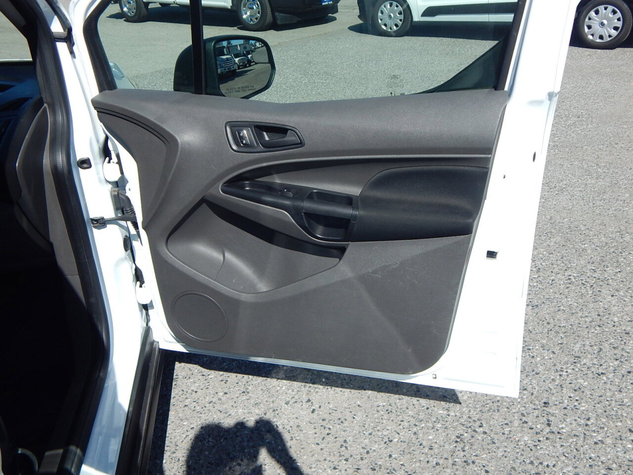 Used 2021 Ford Transit Connect XL image 21